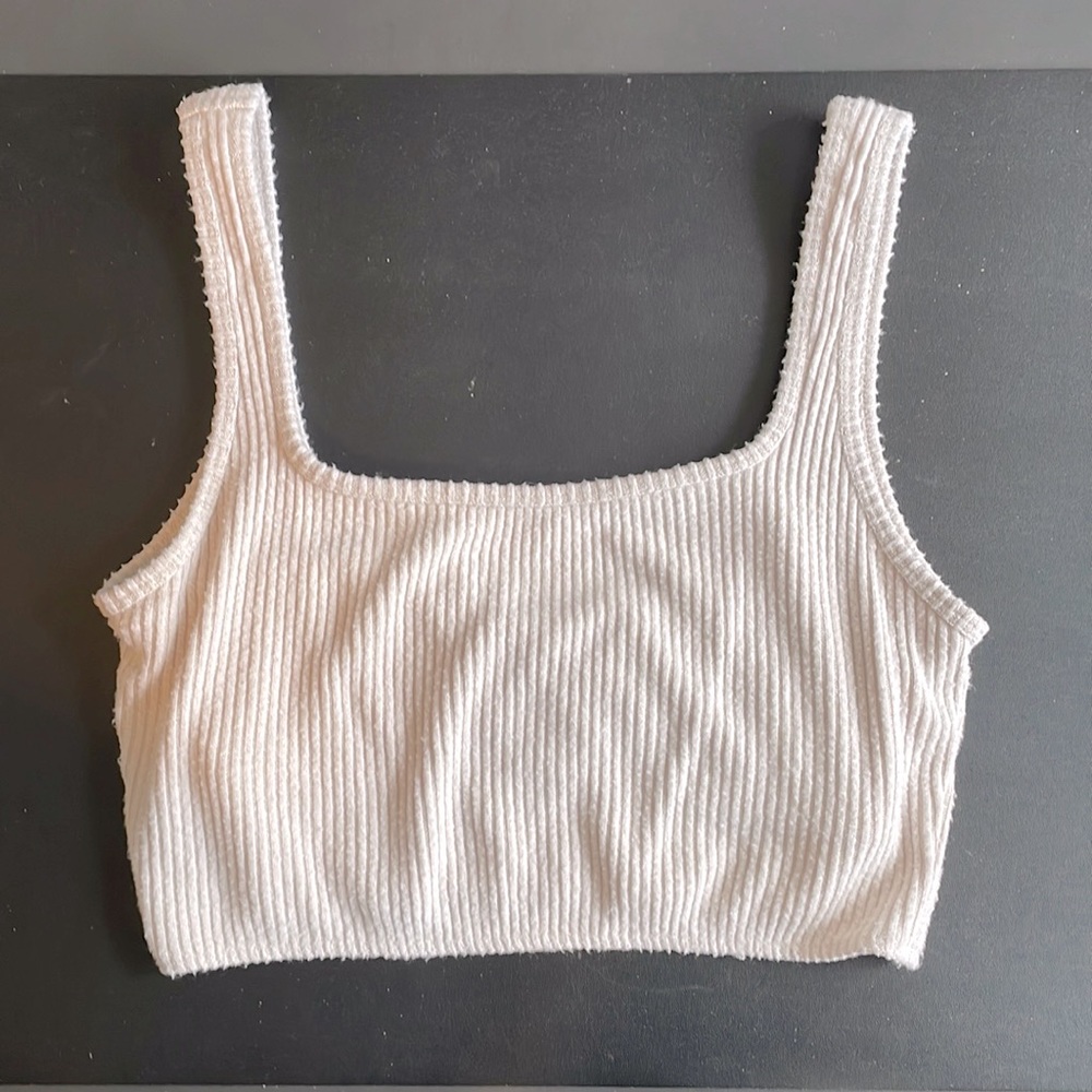 Abercrombie cream cropped tank